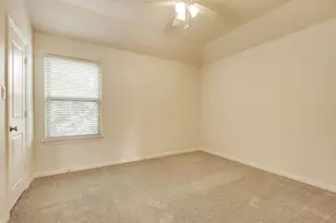 153 Crescent Heights Dr, Georgetown, TX 78628 - Photo 26