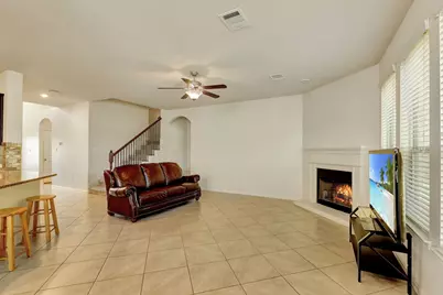153 Crescent Heights Drive, Georgetown, TX 78628 - Photo 8