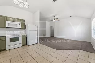241 Moonstone Dr, Jarrell, TX 76537 - Photo 12