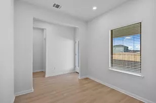 129 Hatari Trl, Jarrell, TX 76537 - Photo 22