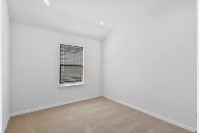 129 Hatari Trail, Jarrell, TX 76537 - Photo 10