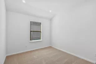 129 Hatari Trl, Jarrell, TX 76537 - Photo 10