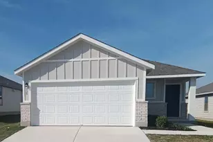 129 Hatari Trl, Jarrell, TX 76537 - Photo 1