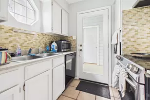 3111 Tom Green St, Austin, TX 78705 - Photo 6