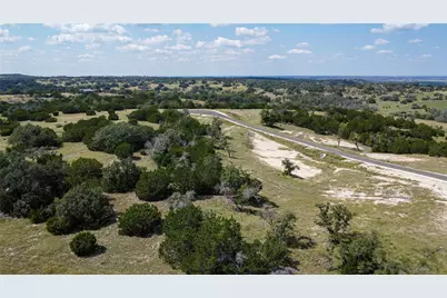 39 Buckskin Path, Fredericksburg, TX 78624 - Photo 2