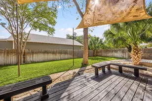 1001 S Church St, Georgetown, TX 78626 - Photo 32