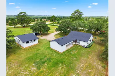 107 Longhorn Drive, Bastrop, TX 78602 - Photo 2