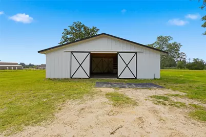 107 Longhorn Drive, Bastrop, TX 78602 - Photo 36