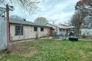 2704 Clarkdale Ln, Austin, TX 78757 - Photo 14