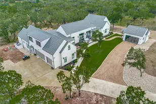 1958 Paradise Pkwy, Canyon Lake, TX 78133 - Photo 4