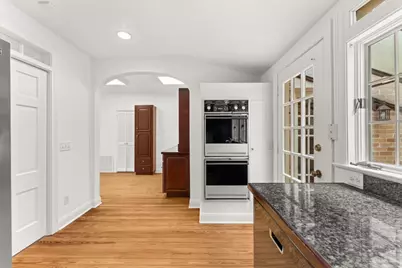 2534 Harris Boulevard, Austin, TX 78703 - Photo 8