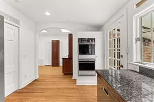 2534 Harris Blvd, Austin, TX 78703 - Photo 8