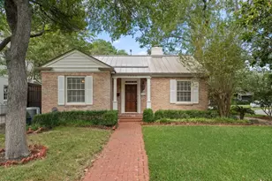 2534 Harris Blvd, Austin, TX 78703 - Photo 1