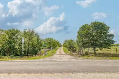 200 Armstrong Road, Lockhart, TX 78644 - Photo 20