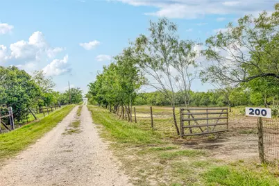 200 Armstrong Road, Lockhart, TX 78644 - Photo 2