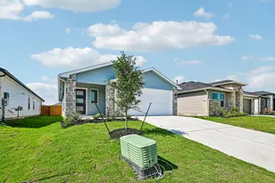 433 Mountain Pea Rd, Kyle, TX 78640 - Photo 4