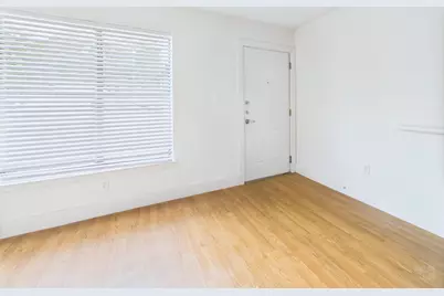 711 W 32nd Street #131, Austin, TX 78705 - Photo 8