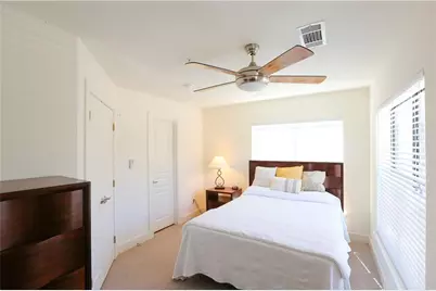 711 W 32nd Street #131, Austin, TX 78705 - Photo 14