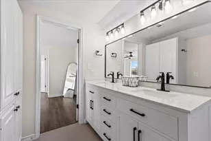 1180 Live Oak Loop, Buda, TX 78610 - Photo 20