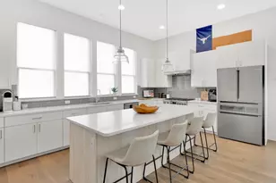 1008 Concordia Ave, Austin, TX 78705 - Photo 10