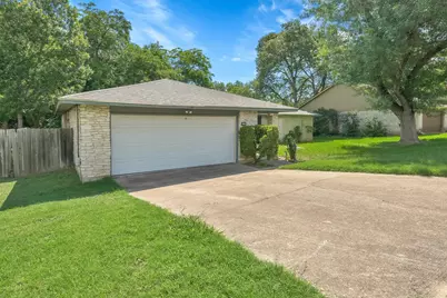 1008 Hermitage Drive, Austin, TX 78753 - Photo 2