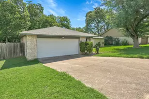 1008 Hermitage Dr, Austin, TX 78753 - Photo 2