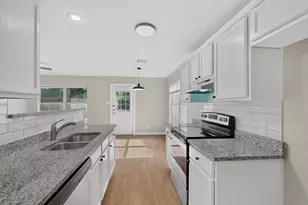 2318 Riddle Rd, Austin, TX 78748 - Photo 14