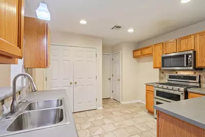 314 Katy Crossing Boulevard, Georgetown, TX 78626 - Photo 16