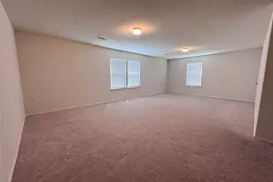 11905 Reindeer Dr, Austin, TX 78754 - Photo 10
