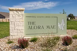 802 S Creek St, Fredericksburg, TX 78624 - Photo 20