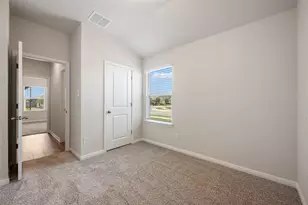 257 Fossil Dr, Kyle, TX 78640 - Photo 10