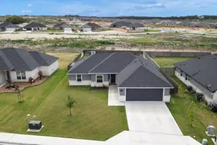 145 Elmer Ave, Burnet, TX 78611 - Photo 32