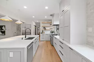 5700 Trelawney Ln, Austin, TX 78739 - Photo 16