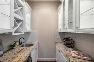 407 Bella Montagna Cir, Austin, TX 78734 - Photo 6