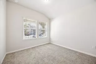 5000 Hazelnut Ln, Del Valle, TX 78617 - Photo 12