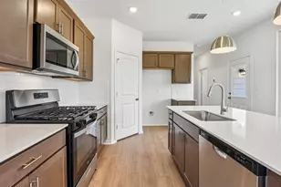 334 George Neggan Ln, Bastrop, TX 78602 - Photo 8