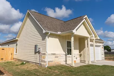 309 String Prairie Way, Smithville, TX 78957 - Photo 4