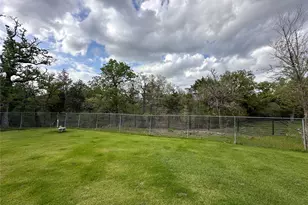 368 Woodlands Dr, Bastrop, TX 78602 - Photo 32