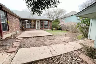 204 Cripple Creek Rd, Cedar Park, TX 78613 - Photo 34