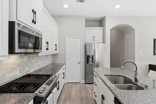 341 Crossvine Trail, Georgetown, TX 78626 - Photo 10