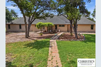 8901 Grandview Drive, Jonestown, TX 78645 - Photo 2