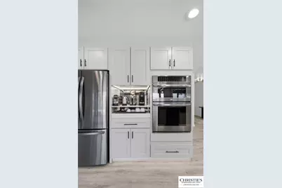 8901 Grandview Drive, Jonestown, TX 78645 - Photo 10