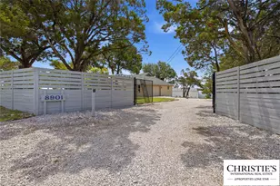 8901 Grandview Dr, Jonestown, TX 78645 - Photo 4