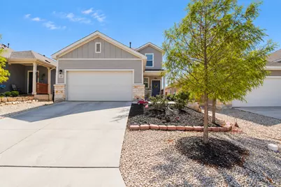 160 Honey Oak Lane, New Braunfels, TX 78130 - Photo 2