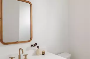 1180 Ridgeway Dr, Austin, TX 78702 - Photo 18