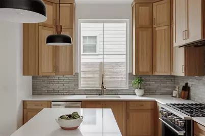 1180 Ridgeway Drive #2, Austin, TX 78702 - Photo 10