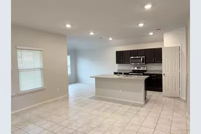 571 Taggart Trail, Jarrell, TX 76537 - Photo 2