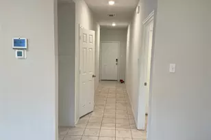 571 Taggart Trail, Jarrell, TX 76537 - Photo 6