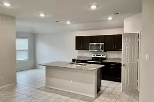 571 Taggart Trail, Jarrell, TX 76537 - Photo 4