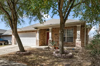 221 Stone Crest Boulevard, Buda, TX 78610 - Photo 2